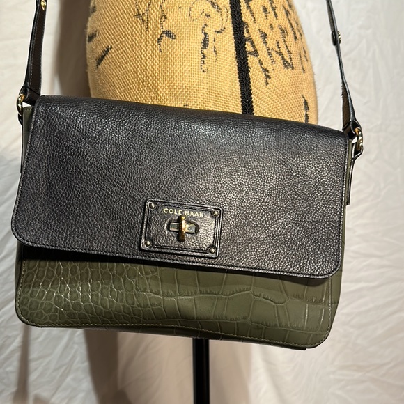 Cole Haan purse shoulder bag crossbody croc embossed leather Luxury - Picture 3 of 12